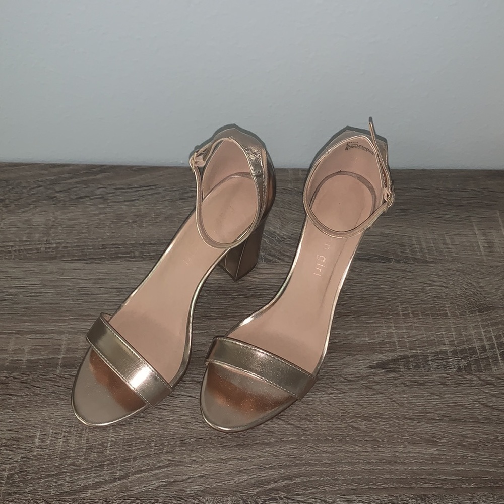 MADDEN GIRL rose gold heels